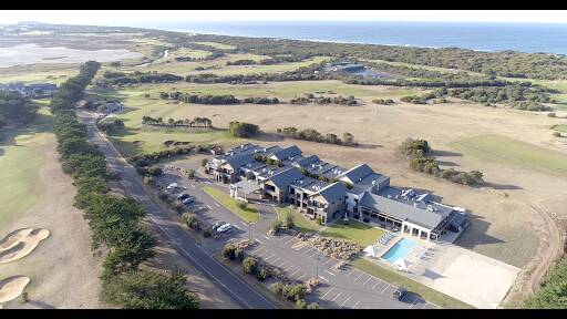 bank Barwon Heads Resort At 13Th Beach