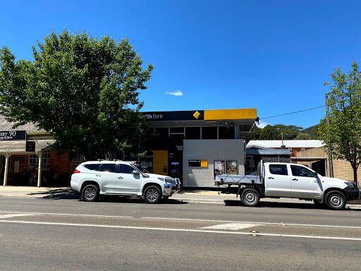 bank Commonwealth Bank Bright Branch