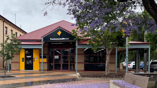 bank Commonwealth Bank Hay Branch