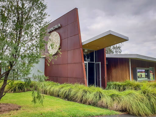 bank Divino Ristorante At Mandala Wines