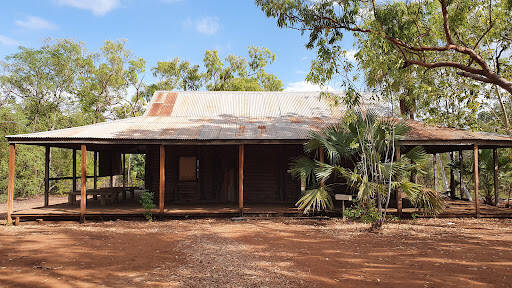 bank Mataranka Homestead