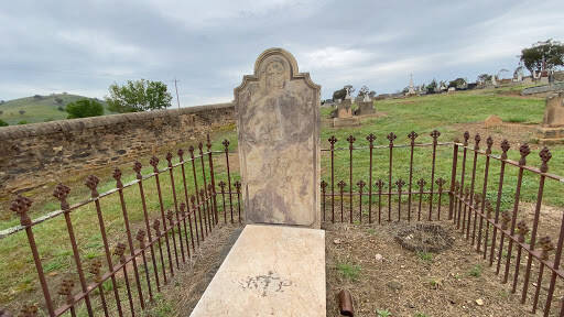 bank North Gundagai Cemetery