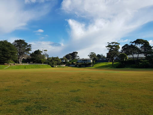 bank Percy Cerutty Oval