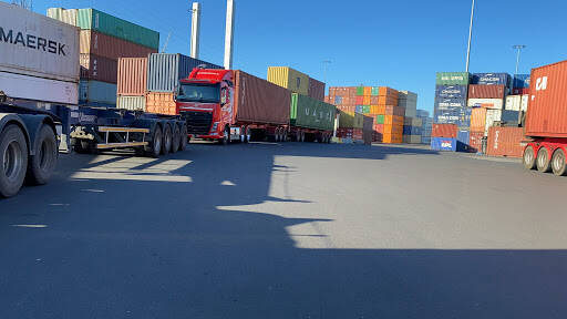 bank Qube Logistics, Vic Dock