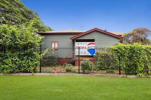 bank Re/Max Victory Wamuran