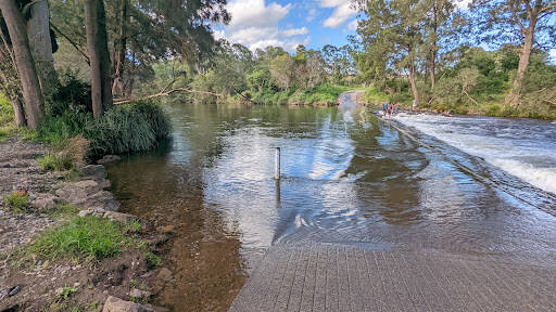 bank Rocky Crossing