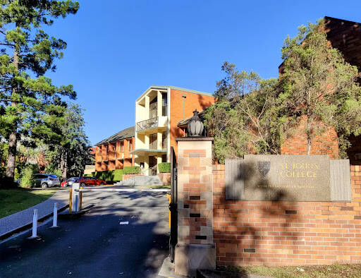 bank St John'S College