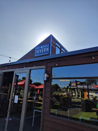 bank The Wooli Tavern