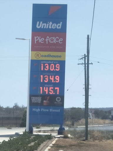bank United Petroleum Southbrook Roadhouse (Pie Face)