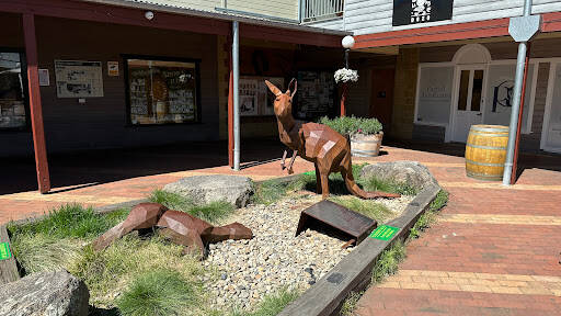 bank Woolworths Jindabyne